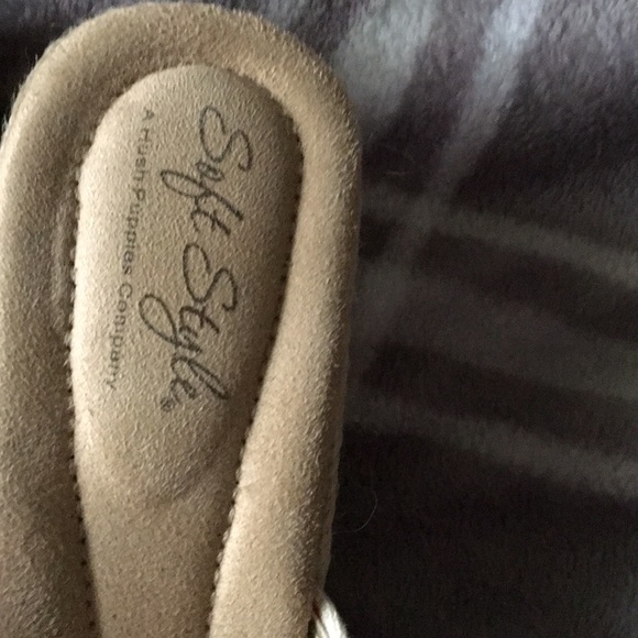 Platform heels - Picture 2 of 3